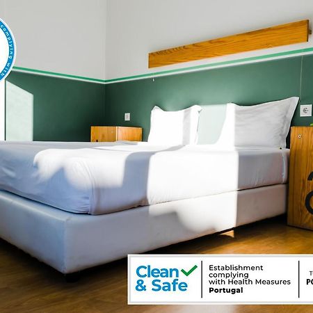 Hostel 4U Lisbon Bagian luar foto