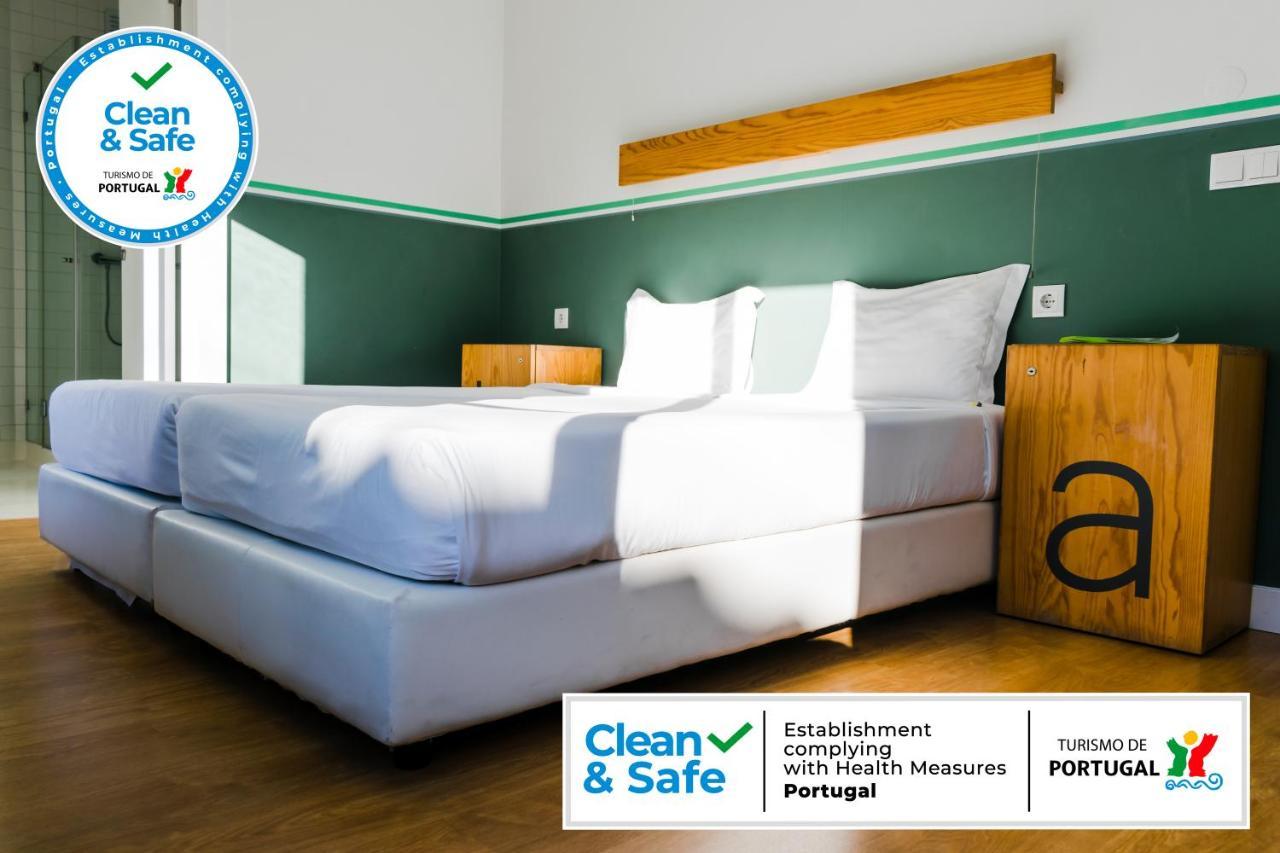 Hostel 4U Lisbon Bagian luar foto