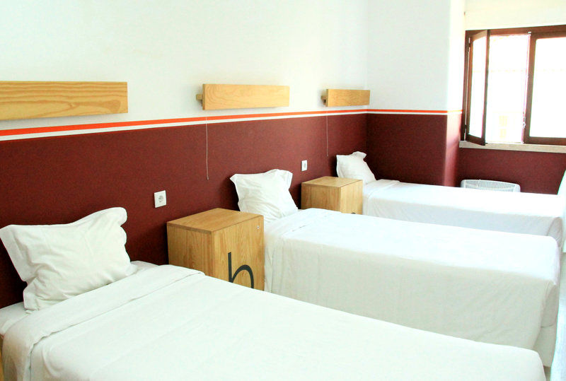 Hostel 4U Lisbon Bagian luar foto